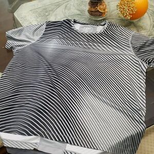 𝅺asics Athletic Tee